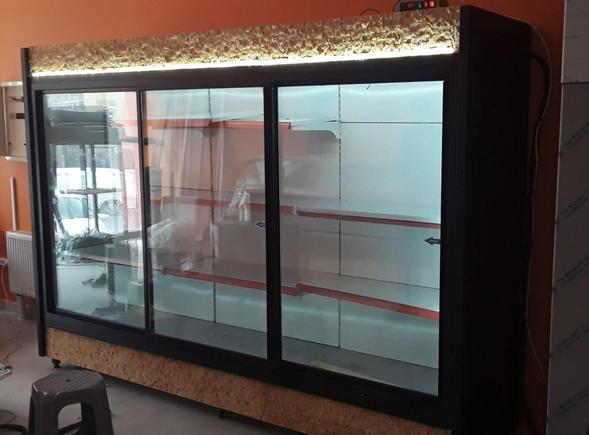 3 Metre Sütlük Dolabı Doğaltaşlı