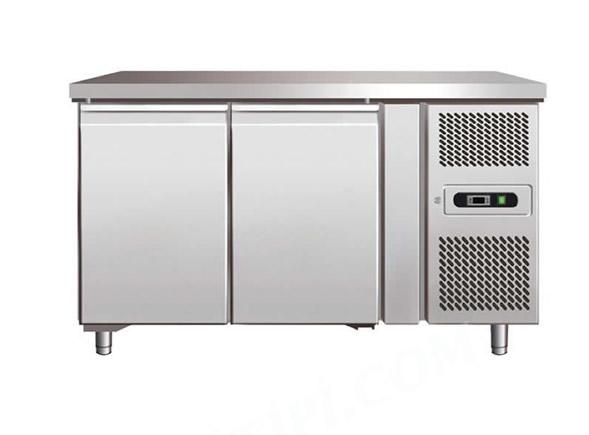 70lik  TEZGAH BUZDOLABI 2 kapılı