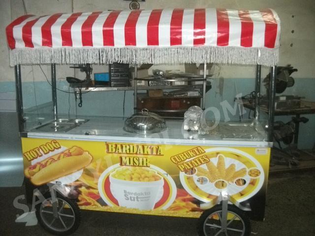 Bardakta Mısır Hotdog Çubukta Patates Arabası