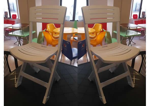 Beyaz Katlanır Plastik Sandalye