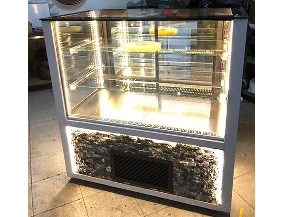 Doğaltaşlı Beyaz Pasta Teşhir Dolabı