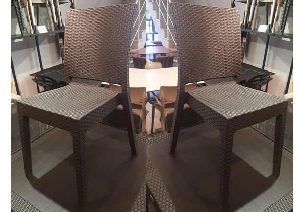 Kahverengi Hasır Plastik Sandalye