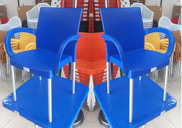 Blue Armchair Aluminyum Legged Plastic Chair