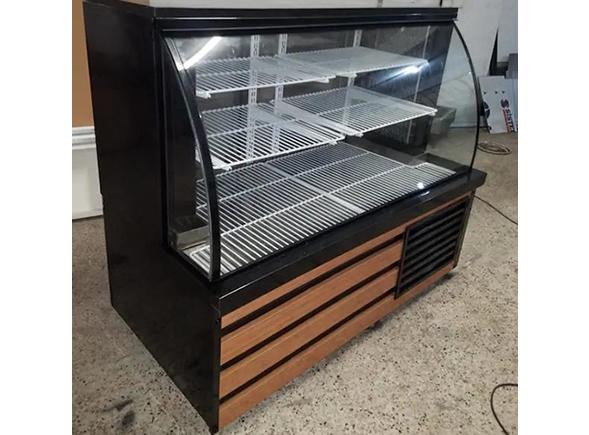 Mobilyalı çarpma Kapılı Kebap Meze Dolabı