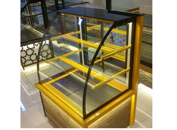 Pasta Teşhir Dolabı