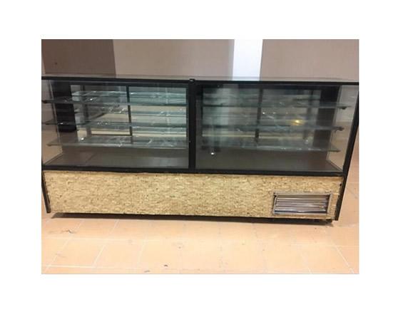 Taş Dekorlu Yaş Pasta Kuru Pasta Dolabı